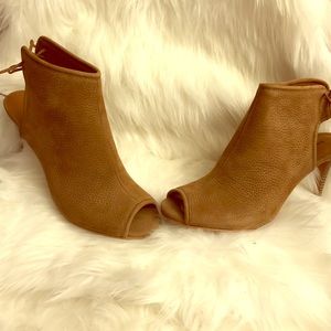 Lucky Brand peep toe sandals sz 9.5 new!